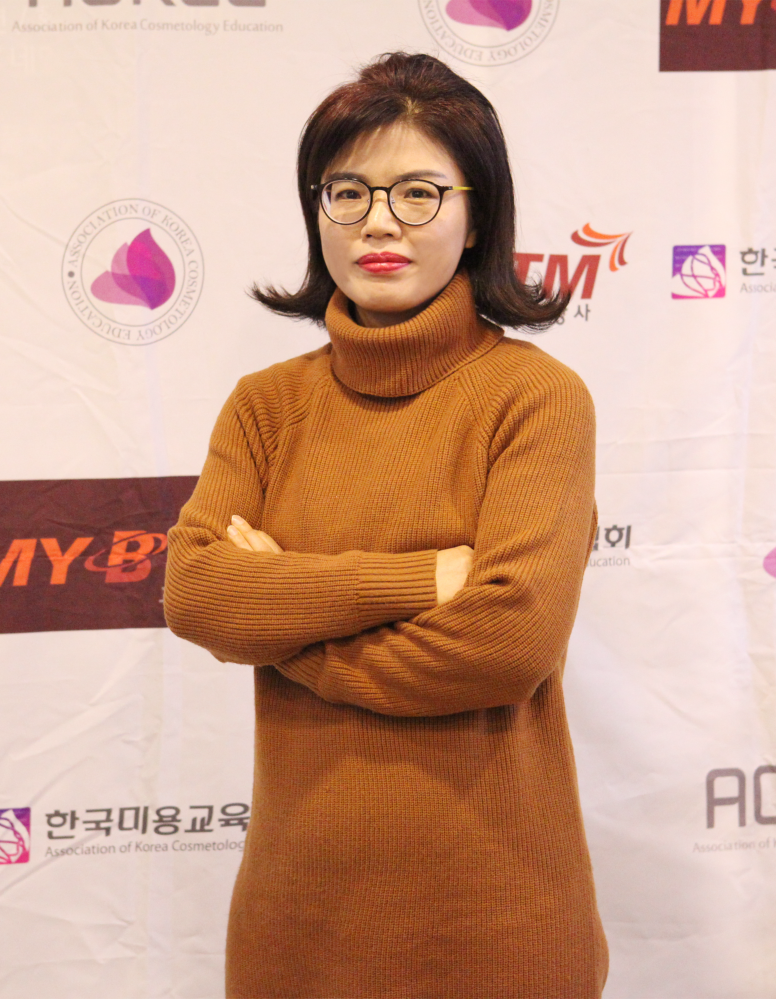 송다겸강사님.png